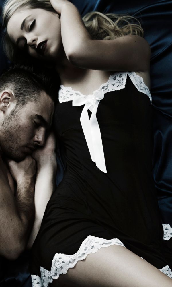 R&J ROMANCE BLACK MODAL SLIP